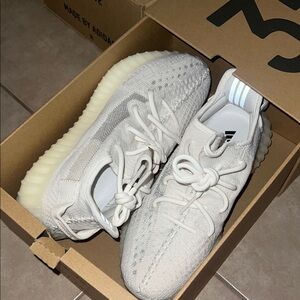 Yeezy Boost 350